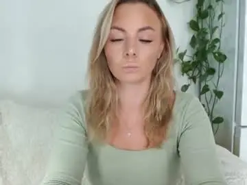 Tokens_are_sexy  live sex cam