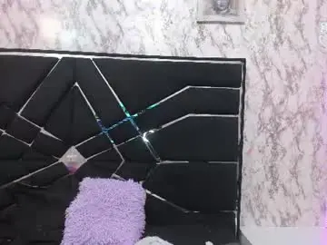 Wild_firee_  live sex cam