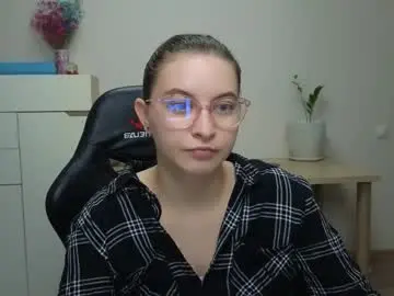 Alice_________________________  live sex cam