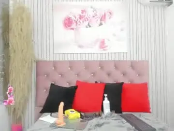 Big_ass_18x  live sex cam