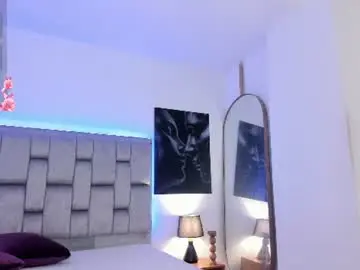 Candy_tyna  live sex cam