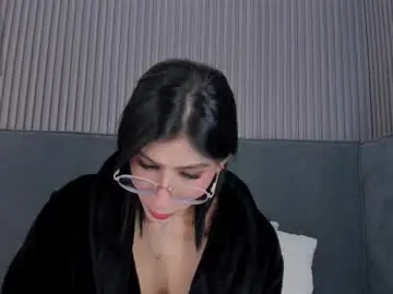 Dasha_b  live sex cam