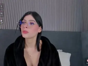 Dasha_b  live sex cam