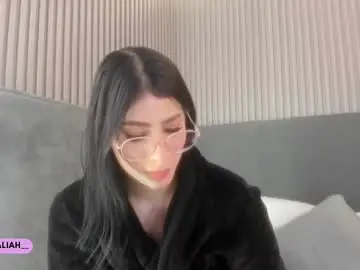 Dasha_b  live sex cam