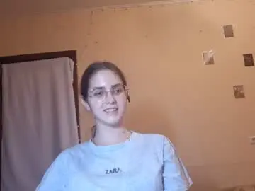 Elmeraurora  live sex cam