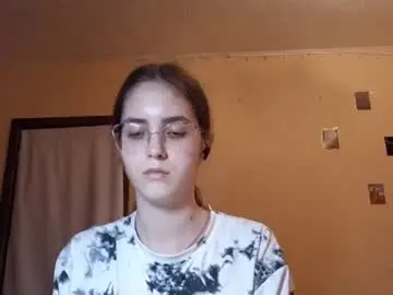 Elmeraurora  live sex cam