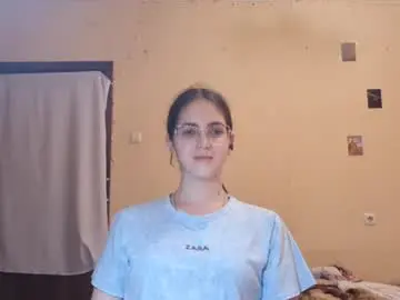 Elmeraurora  live sex cam