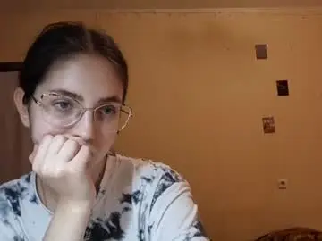 Elmeraurora  live sex cam