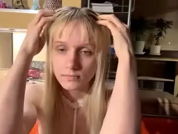 Fannyhaviland  live sex cam