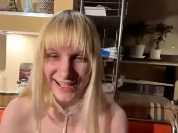 Fannyhaviland  live sex cam