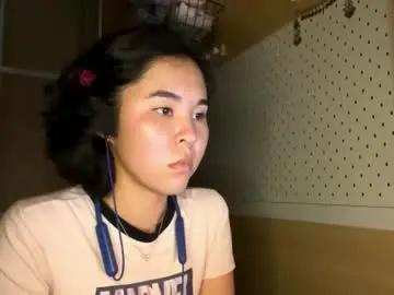 Kerstinscotto  live sex cam