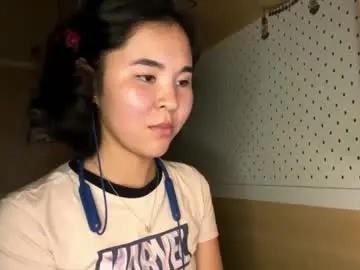 Kerstinscotto  live sex cam