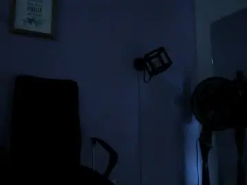 Milliesummer  live sex cam