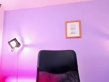 Milliesummer  live sex cam