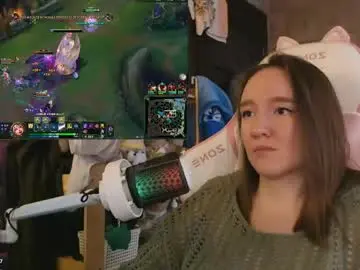 Moonlish_siren  live sex cam