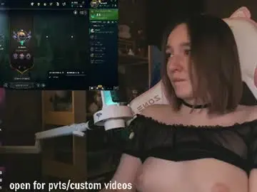 Moonlish_siren  live sex cam