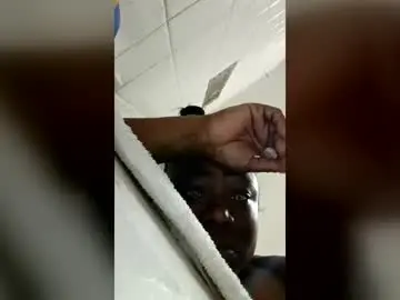 Ms_juicyy93  live sex cam