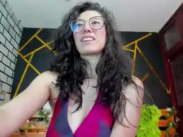 Sarah_clarc  live sex cam