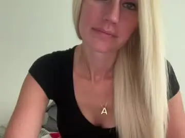 Smexxii93  live sex cam