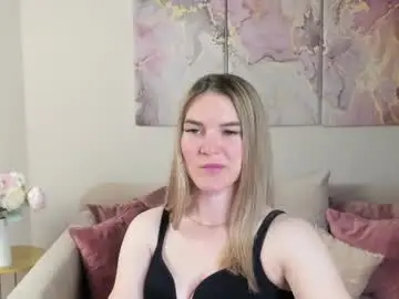 Gwensmitt  live sex cam