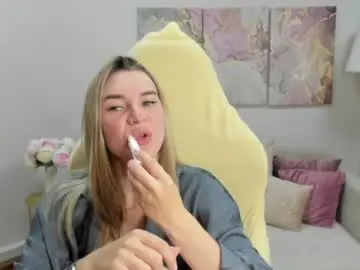 Gwensmitt  live sex cam