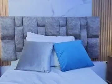 Khalifa_fletcher  live sex cam