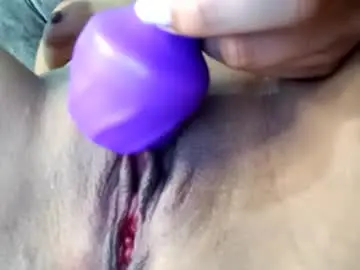 Lisa_mahun72  live sex cam