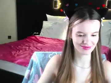 Little_pawsy  live sex cam