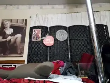 Lusciouslibra82  live sex cam