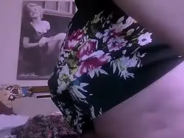 Lusciouslibra82  live sex cam