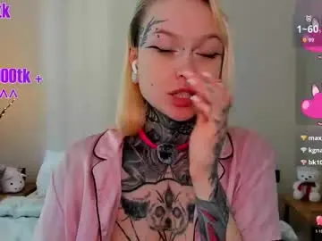 Max69alexa  live sex cam