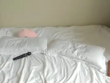 Novaaskyy  live sex cam