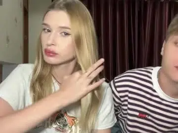 Pussymoneywet  live sex cam