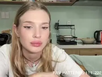 Pussymoneywet  live sex cam