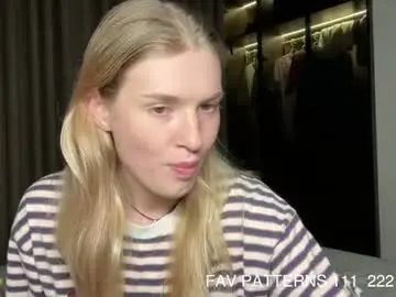 Pussymoneywet  live sex cam