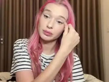 Pussymoneywet  live sex cam