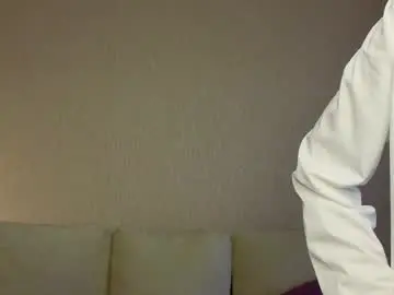 Tashinapetitto  live sex cam