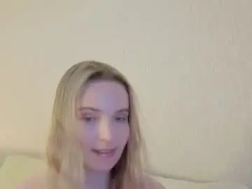 Tashinapetitto  live sex cam