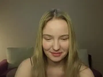 Tashinapetitto  live sex cam