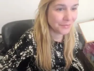 Artsyandcraftsy_  live sex cam