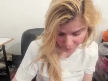 Artsyandcraftsy_  live sex cam