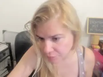 Artsyandcraftsy_  live sex cam