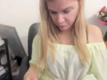 Artsyandcraftsy_  live sex cam