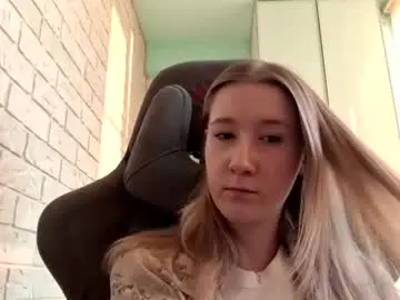 Candydipippo  live sex cam