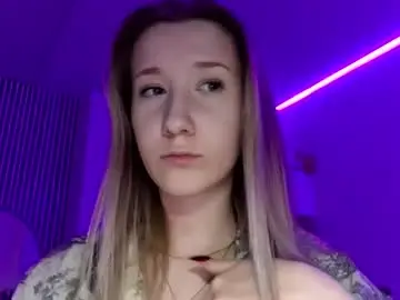 Candydipippo  live sex cam