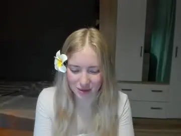 E___lisa  live sex cam