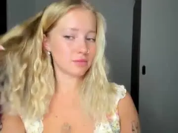 E___lisa  live sex cam