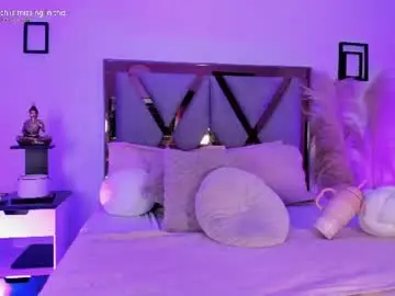 Gabyrhodes  live sex cam