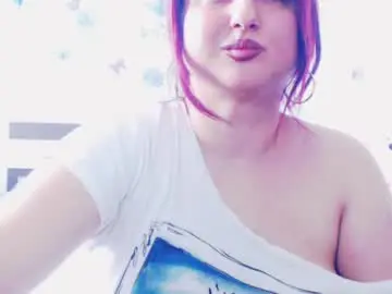Hotboobsmaya  live sex cam