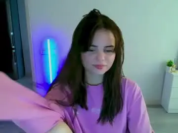 Jenniferwandis77  live sex cam